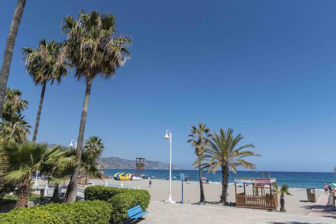 Burriana Beach Lägenhet Nerja Exteriör bild